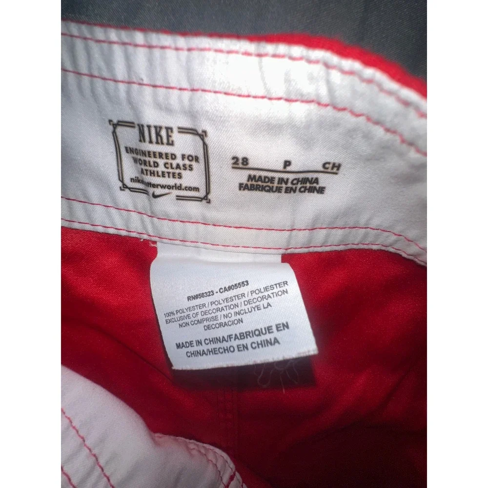 Nike Mens Big Swoosh Board Shorts Red Swim Trunks Size 28 Cargo Pocket 56323